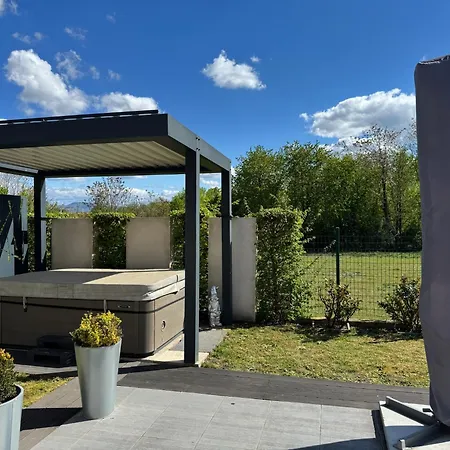 Maison Avec Jardin Proche A75 Et Centre-ville